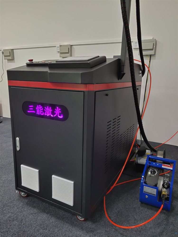 3、目前市面上比較常見的激光自動焊接機都品牌有哪些？